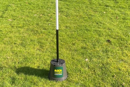 golf garden chipping association flag base